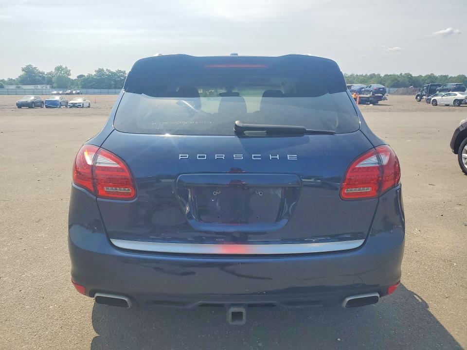 Продажа на аукционе авто 2013 Porsche Cayenne, vin: WP1AB2A25DLA84622, номер лота: 62124016