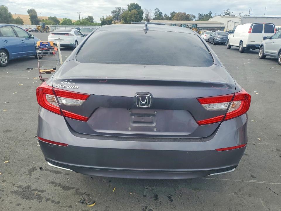 Продаж на аукціоні авто 2022 Honda Accord, vin: 1HGCV1F19NA007097, номер лоту: 61918056