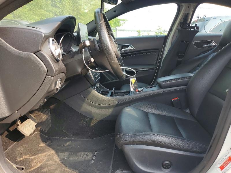 2015 Mercedes-benz Cla მანქანა იყიდება აუქციონზე, vin: WDDSJ4GB4FN217492, აუქციონის ნომერი: 61320826