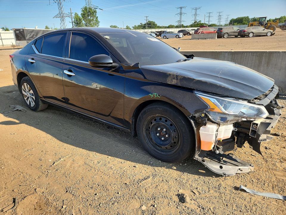 2020 Nissan Altima მანქანა იყიდება აუქციონზე, vin: 1N4BL4BV4LC170869, აუქციონის ნომერი: 61615316