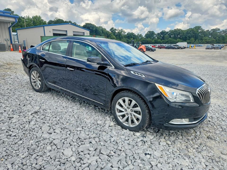 61386026 :رقم المزاد ، 1G4GB5G37GF172695 vin ، 2016 Buick Lacrosse مزاد بيع