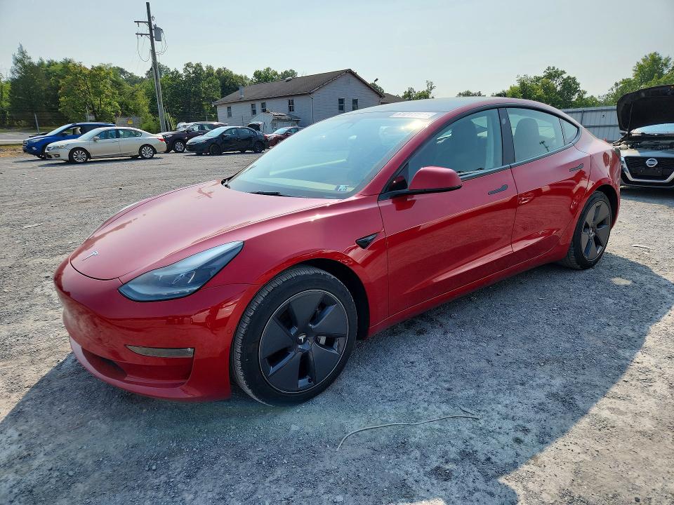 Продажа на аукционе авто 2022 Tesla Model 3, vin: 5YJ3E1EB0NF127130, номер лота: 61211126