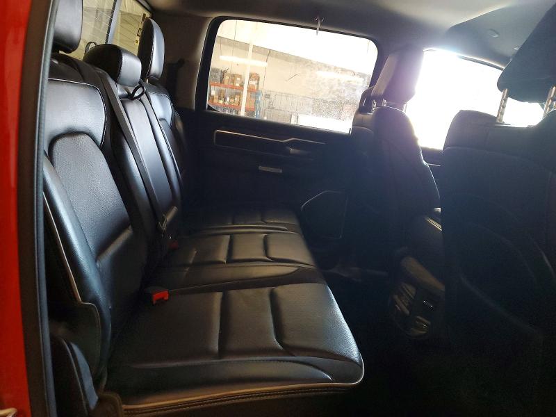 61564926 :رقم المزاد ، 1C6SRFJT3KN740827 vin ، 2019 Ram 1500 مزاد بيع
