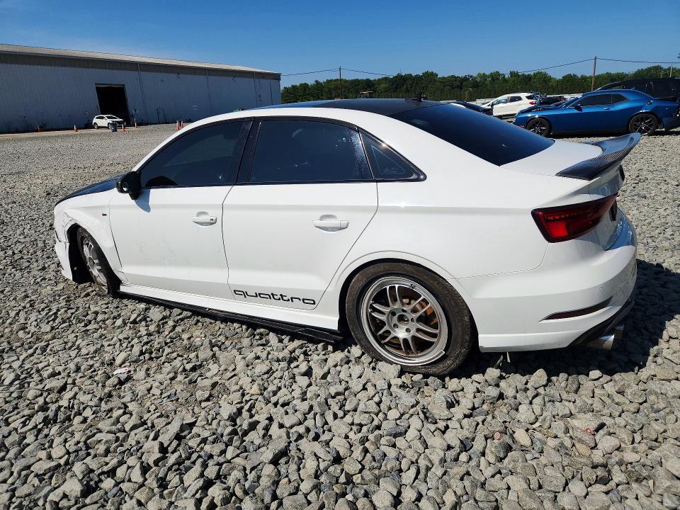 61990516 :رقم المزاد ، WAUBEGFF0LA042968 vin ، 2020 Audi A3 مزاد بيع