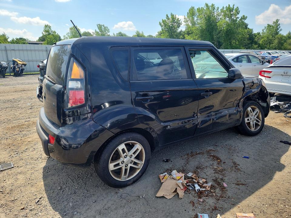 Продажа на аукционе авто 2011 Kia Soul, vin: KNDJT2A22B7258666, номер лота: 60198426