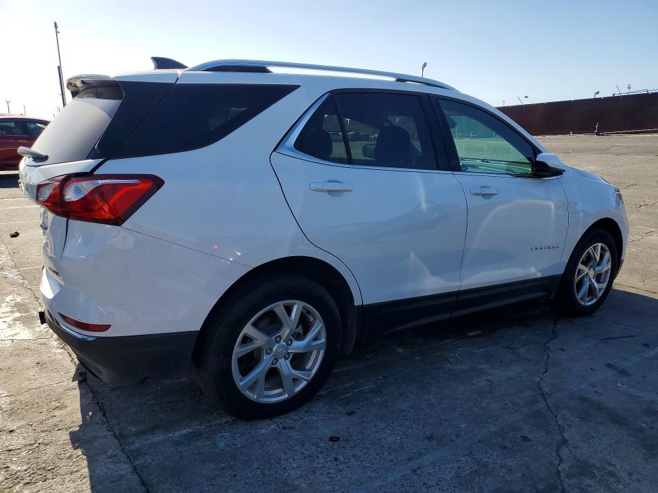 2020 Chevrolet Equinox მანქანა იყიდება აუქციონზე, vin: 3GNAXVEX7LS615247, აუქციონის ნომერი: 62076256