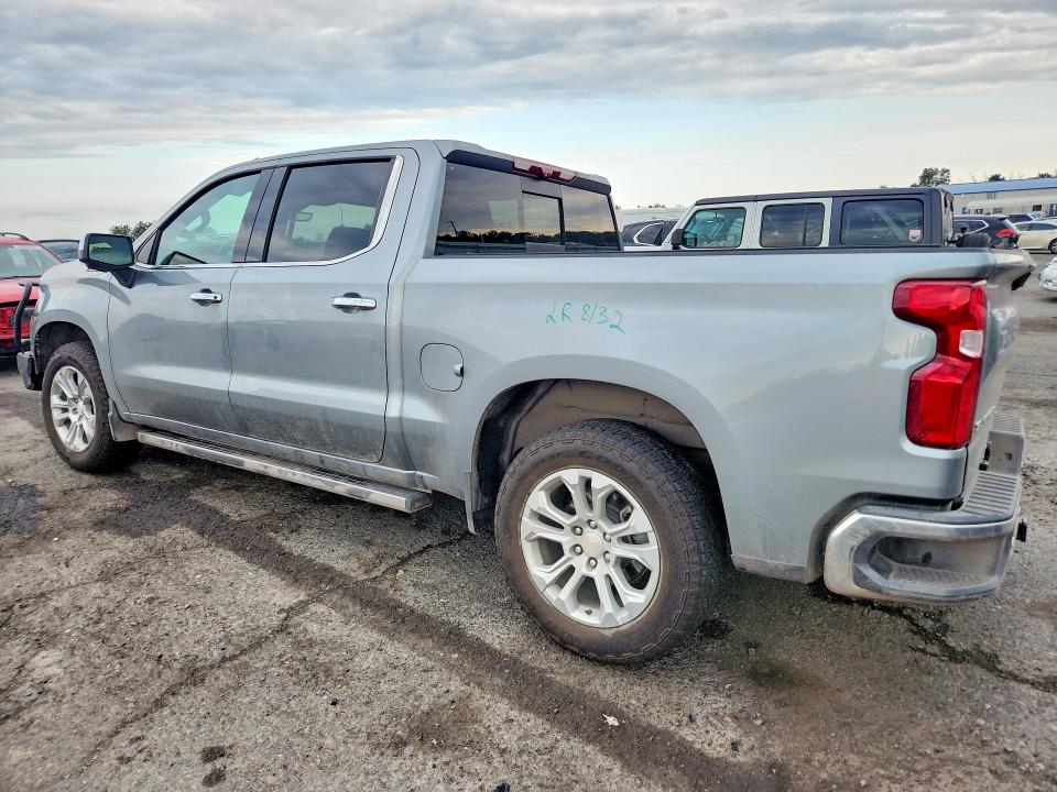 Продажа на аукционе авто 2025 Chevrolet Silverado, vin: 1GCUKGEL9SZ246986, номер лота: 61371396
