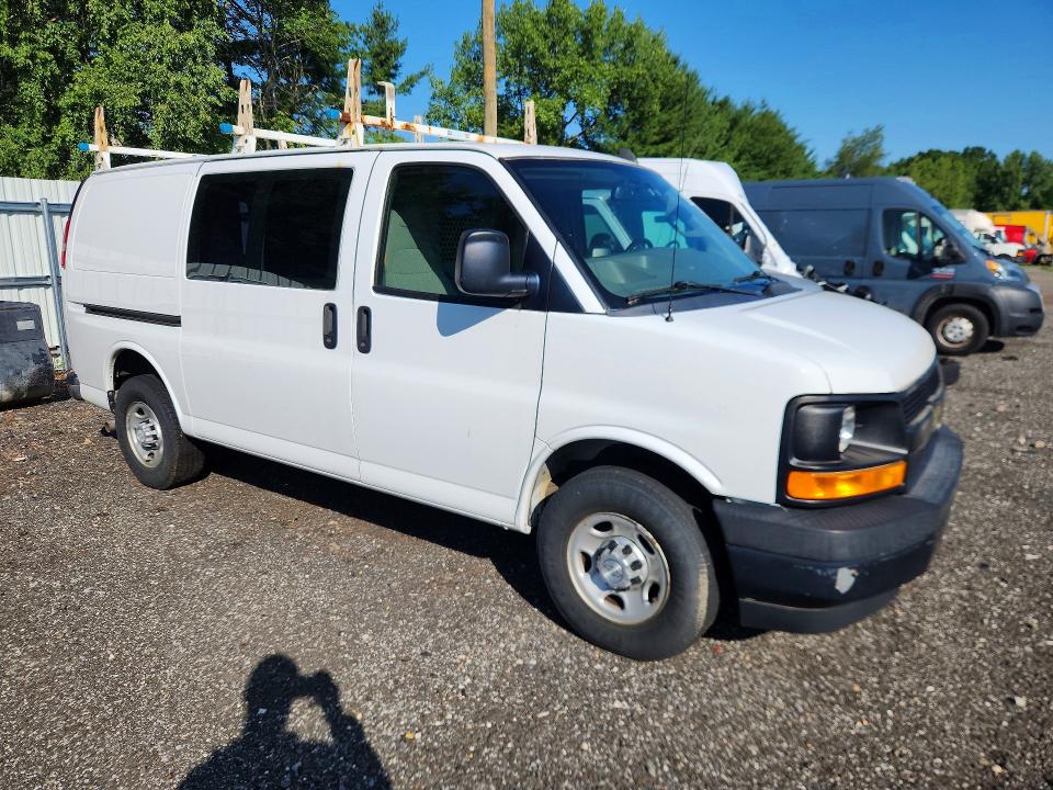 Продажа на аукционе авто 2017 Chevrolet Express G3500, vin: 1GCZGGFG4H1246653, номер лота: 61421136