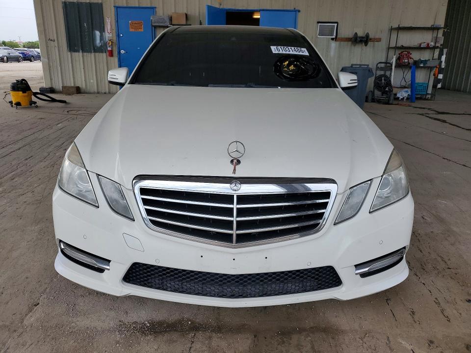 61031486 :رقم المزاد ، WDDHF8JB8CA652790 vin ، 2012 Mercedes-benz E مزاد بيع