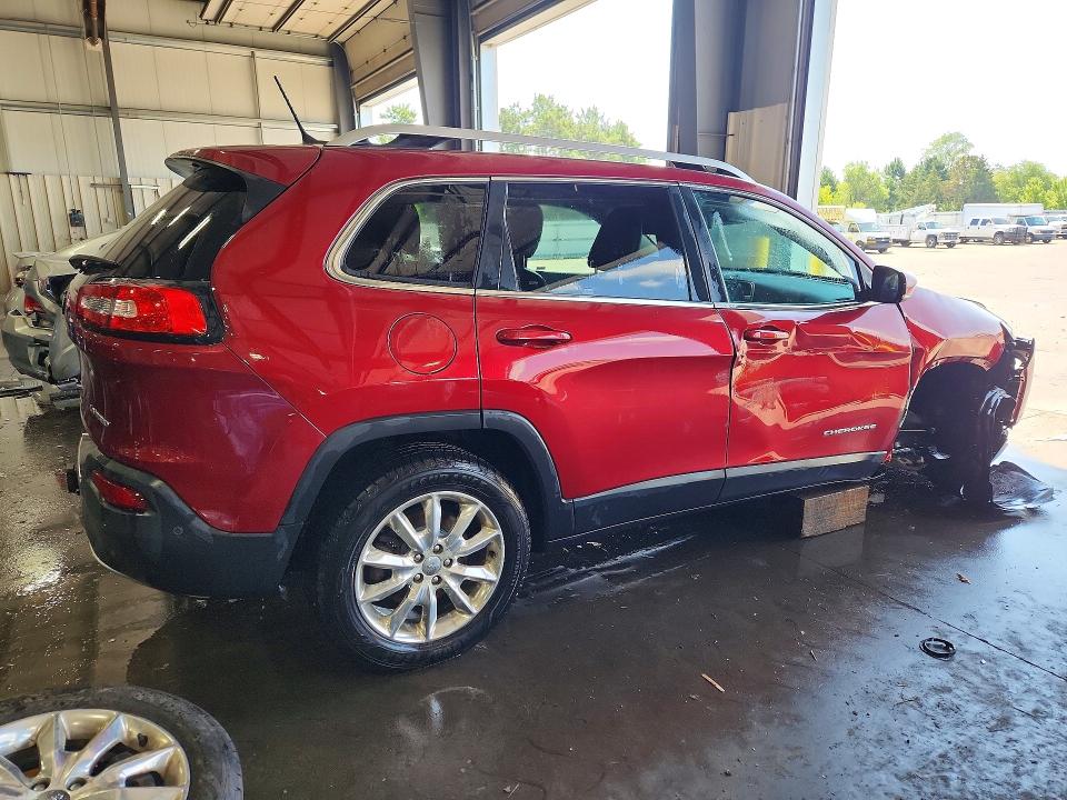 61481206 :رقم المزاد ، 1C4PJMDB6FW552297 vin ، 2015 Jeep Cherokee مزاد بيع