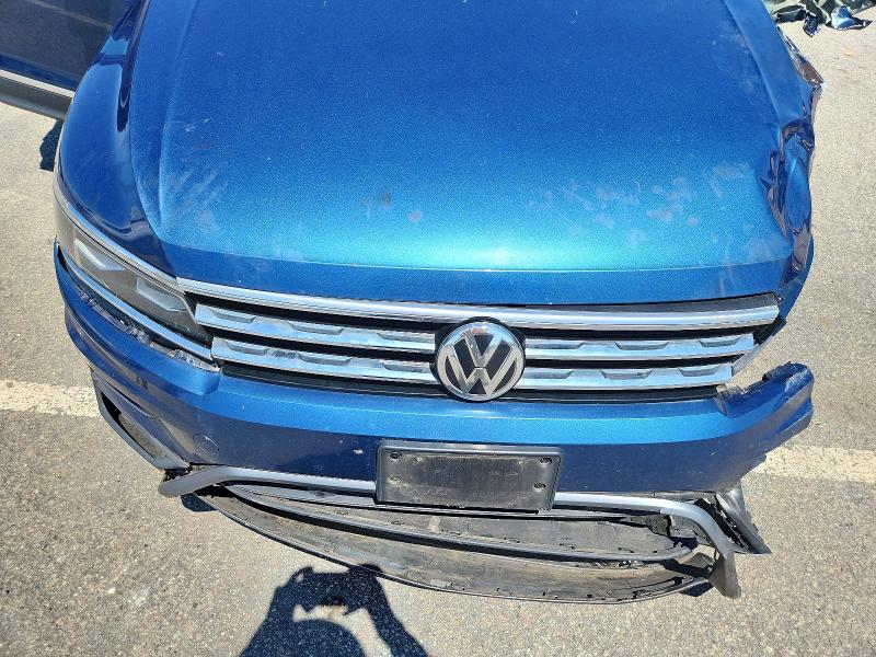 2018 Volkswagen Tiguan მანქანა იყიდება აუქციონზე, vin: 3VV4B7AX2JM174782, აუქციონის ნომერი: 59596716