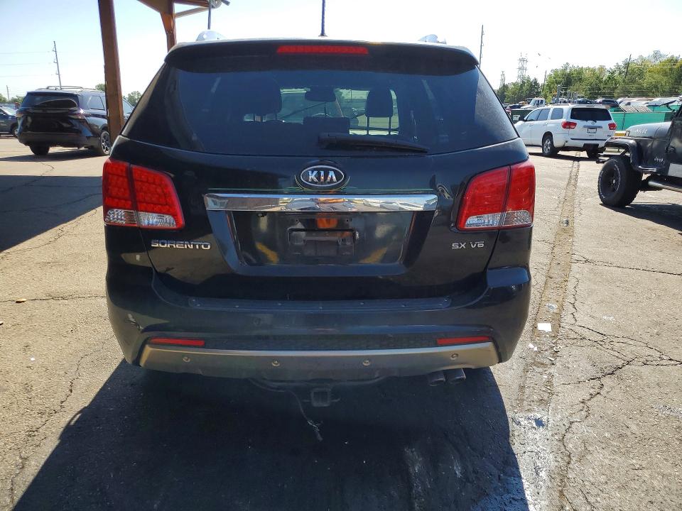 Продажа на аукционе авто 2013 Kia Sorento, vin: 5XYKWDA29DG365825, номер лота: 61328976