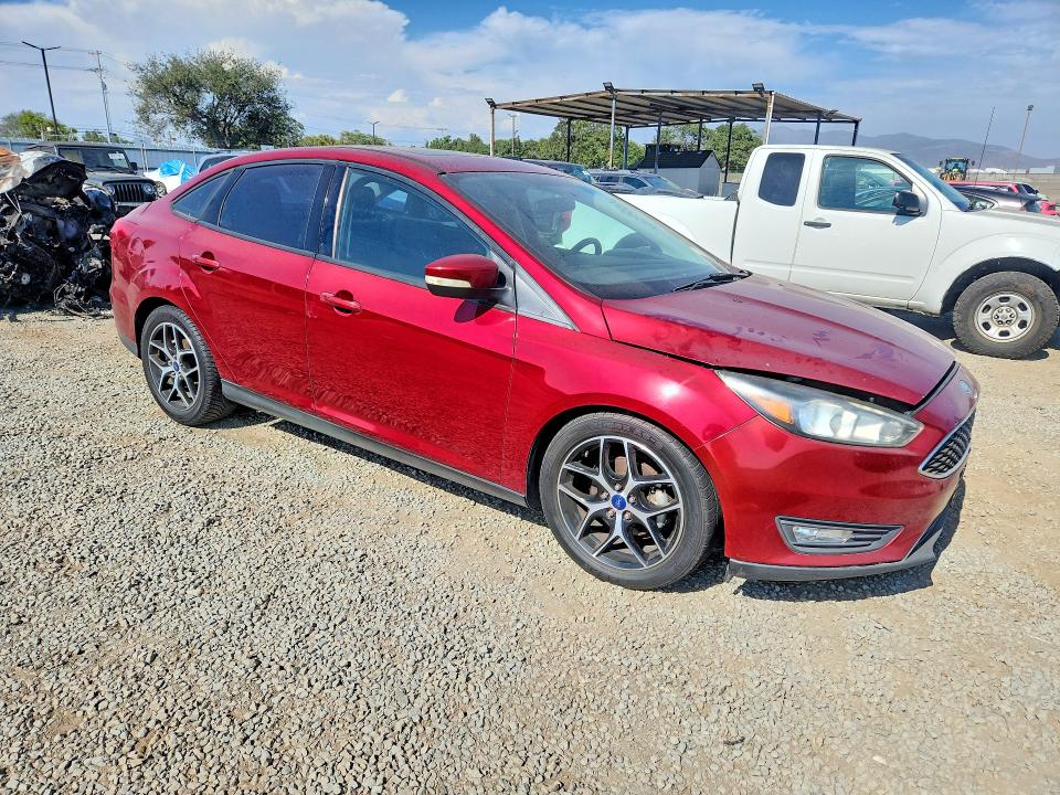 60649986 :رقم المزاد ، 1FADP3H23HL237084 vin ، 2017 Ford Focus مزاد بيع