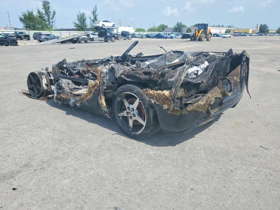 60873276 :رقم المزاد ، 1G1YY36UX65112705 vin ، 2006 Chevrolet Corvette مزاد بيع