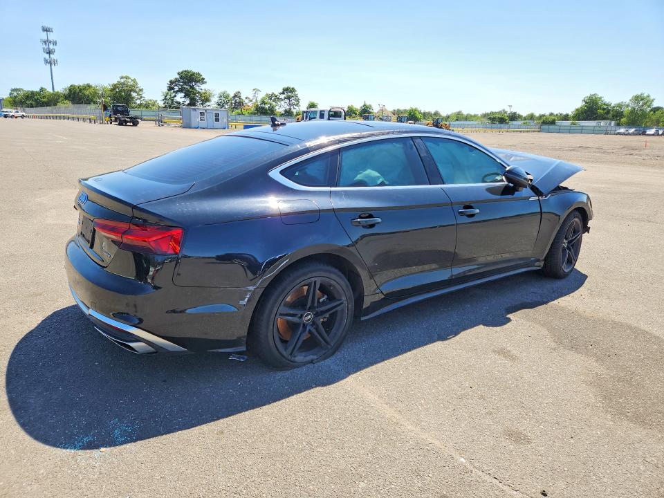 61437386 :رقم المزاد ، WAUDACF50MA040191 vin ، 2021 Audi A5 مزاد بيع
