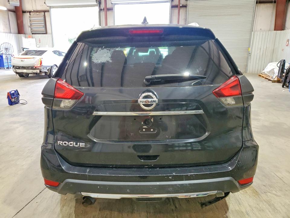 Продаж на аукціоні авто 2017 Nissan Rogue, vin: JN8AT2MT3HW384638, номер лоту: 60955236