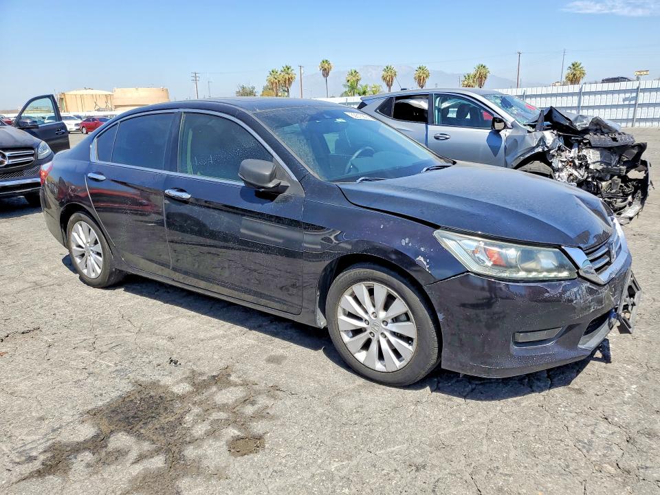 2014 Honda Accord მანქანა იყიდება აუქციონზე, vin: 1HGCR3F86EA012058, აუქციონის ნომერი: 62816806