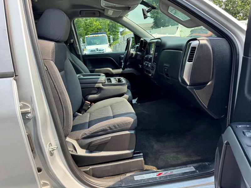 Продаж на аукціоні авто 2018 Chevrolet Silverado, vin: 1GCVKREC3JZ373599, номер лоту: 61524916