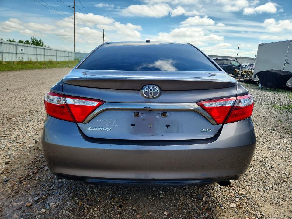 2015 Toyota Camry მანქანა იყიდება აუქციონზე, vin: 4T1BF1FK5FU078812, აუქციონის ნომერი: 59857336
