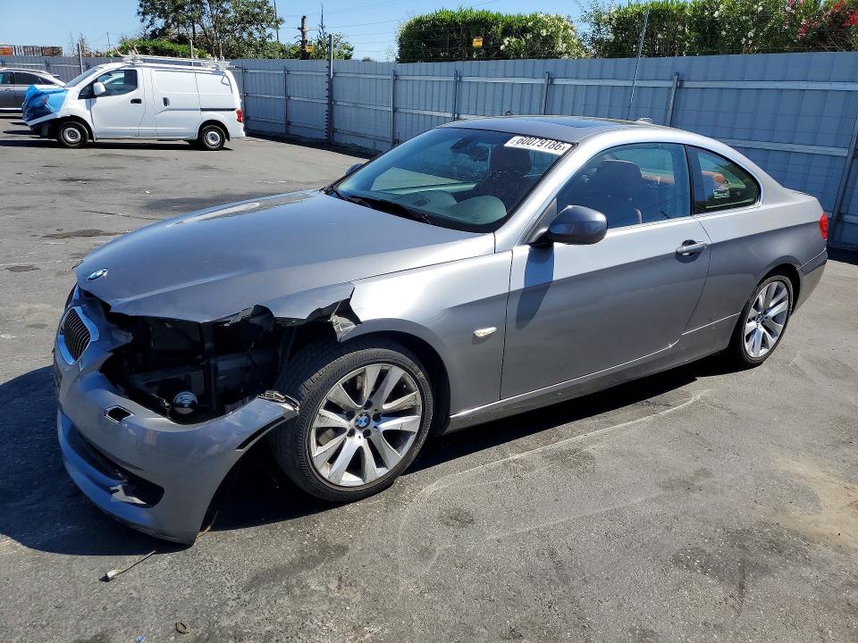 60079186 :رقم المزاد ، WBAKE5C58BE573066 vin ، 2011 Bmw 328 مزاد بيع
