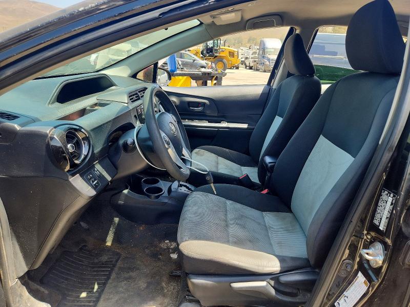 60710406 :رقم المزاد ، JTDKDTB36G1118645 vin ، 2016 Toyota Prius C مزاد بيع