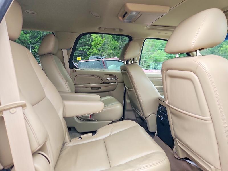 2011 Cadillac Escalade მანქანა იყიდება აუქციონზე, vin: 1GYS4BEF1BR219726, აუქციონის ნომერი: 61876476