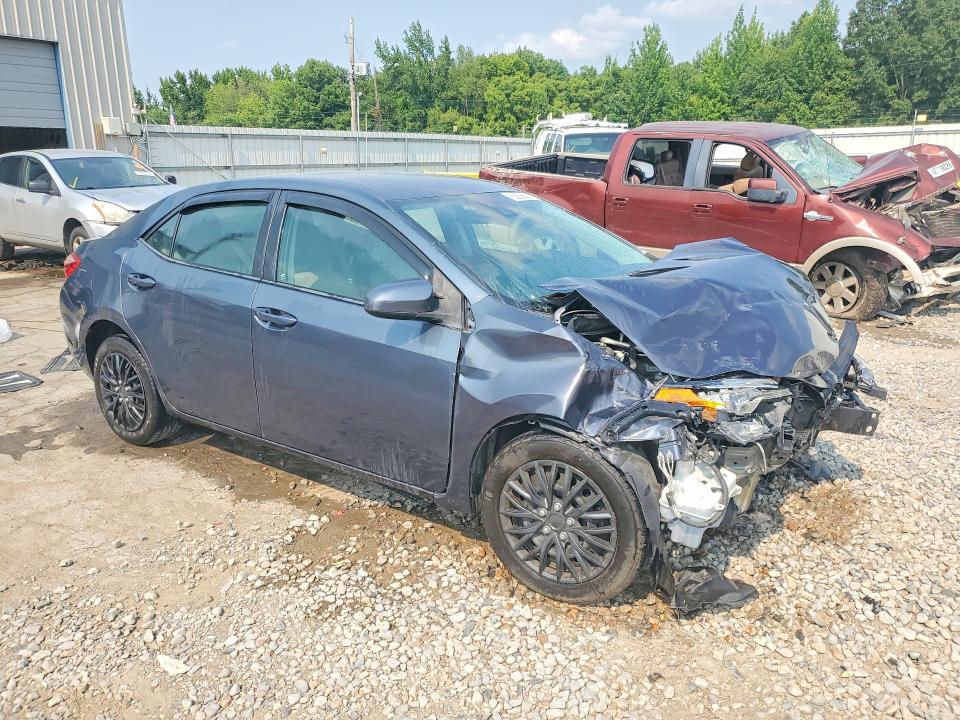 63208226 :رقم المزاد ، 5YFBURHE3HP701084 vin ، 2017 Toyota Corolla مزاد بيع