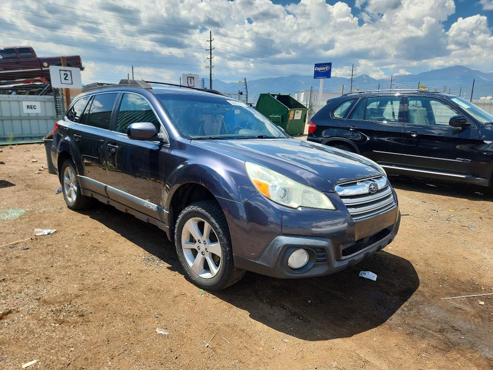 62083336 :رقم المزاد ، 4S4BRBCC2D3294145 vin ، 2013 Subaru Outback مزاد بيع