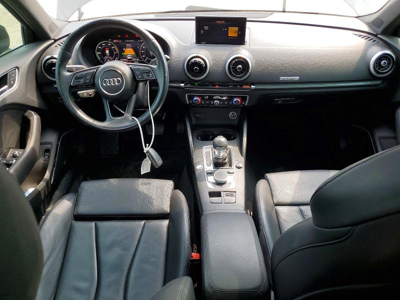 Продаж на аукціоні авто 2017 Audi A3, vin: WAUSPBFFXHA105269, номер лоту: 60688486
