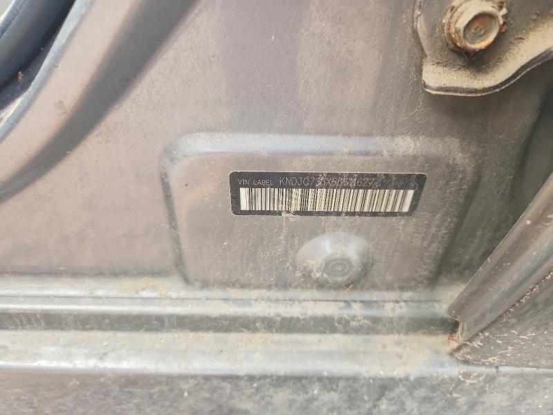 60713426 :رقم المزاد ، KNDJC733X65611627 vin ، 2006 Kia Sorento مزاد بيع