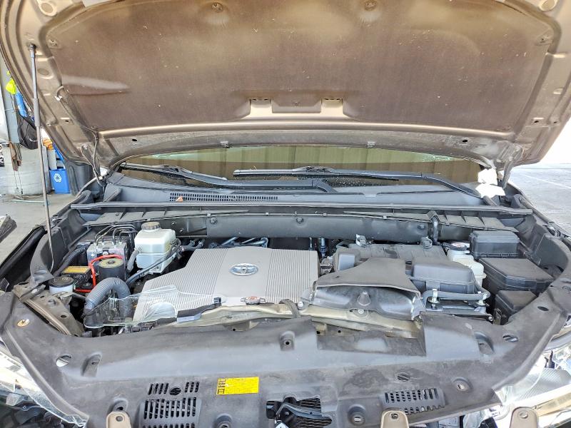 61211276 :رقم المزاد ، 5TDJGRFH7JS050765 vin ، 2018 Toyota Highlander Hybrid مزاد بيع