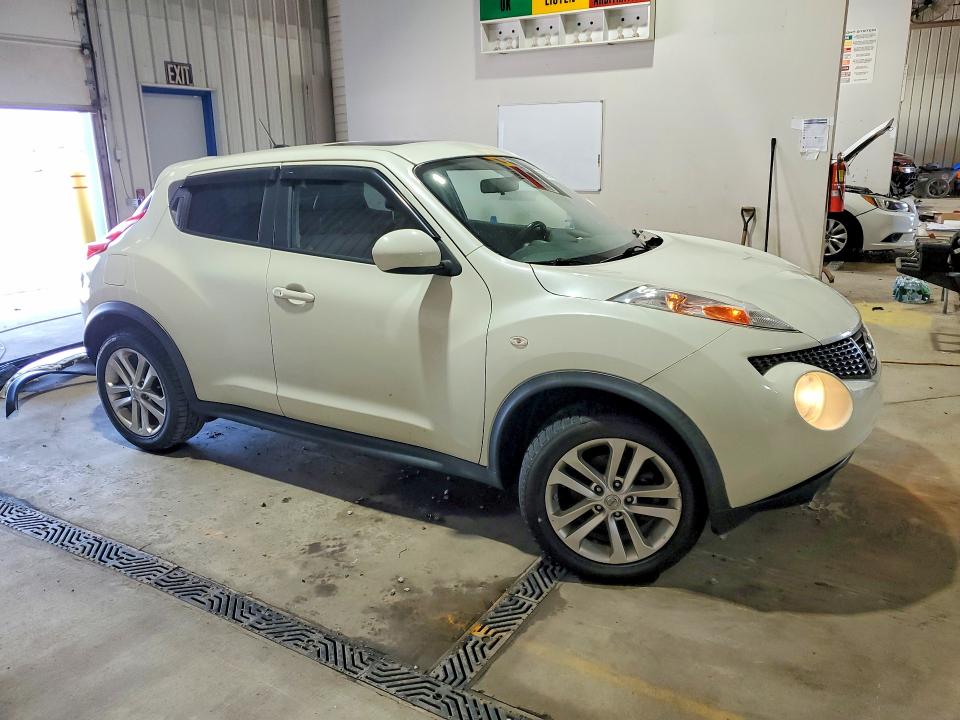 60610706 :رقم المزاد ، JN8AF5MV2CT108102 vin ، 2012 Nissan Juke مزاد بيع