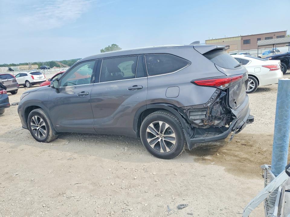62244846 :رقم المزاد ، 5TDGBRCH5NS541886 vin ، 2022 Toyota Highlander Hybrid مزاد بيع