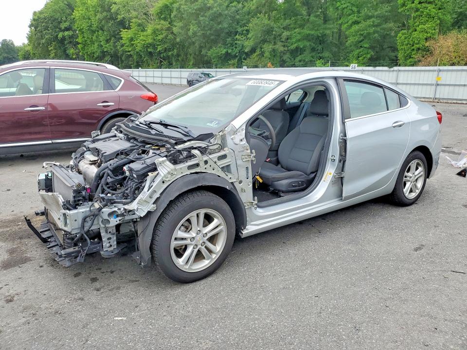 Продаж на аукціоні авто 2018 Chevrolet Cruze, vin: 1G1BE5SM8J7137860, номер лоту: 60083946