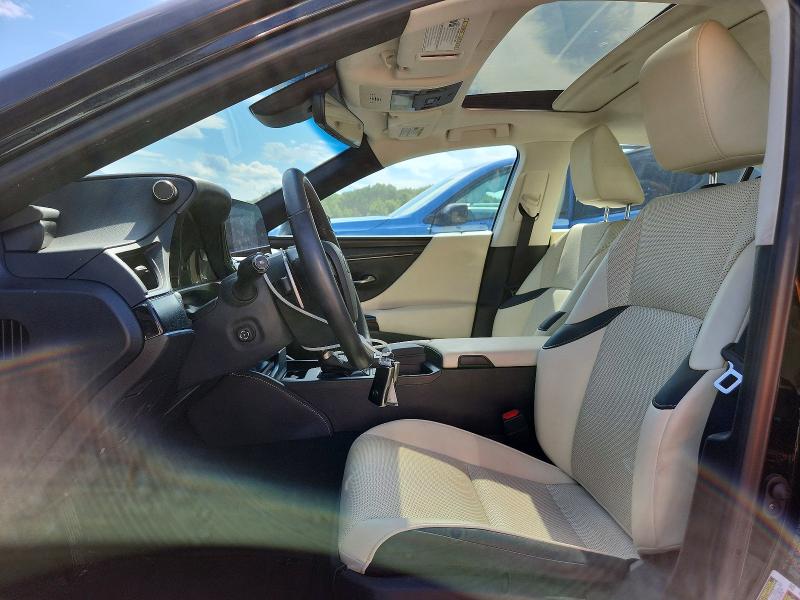60622406 :رقم المزاد ، 58AD11D16NU009202 vin ، 2022 Lexus Es 250 مزاد بيع