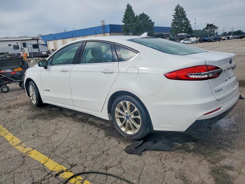 2019 Ford Fusion მანქანა იყიდება აუქციონზე, vin: 3FA6P0LU2KR188047, აუქციონის ნომერი: 60618976