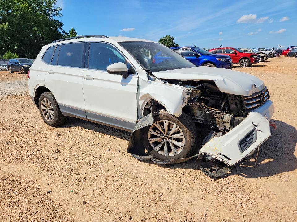 Продаж на аукціоні авто 2018 Volkswagen Tiguan, vin: 3VV3B7AX8JM031427, номер лоту: 63355576