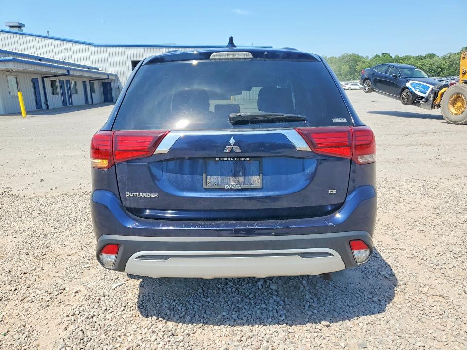 2020 Mitsubishi Outlander მანქანა იყიდება აუქციონზე, vin: JA4AZ3A33LZ010181, აუქციონის ნომერი: 60982876