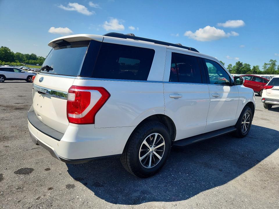 Продажа на аукционе авто 2018 Ford Expedition, vin: 1FMJU1JT8JEA27566, номер лота: 63333516