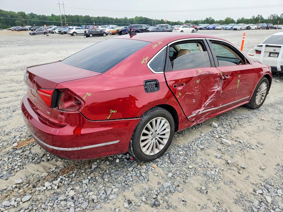 2016 Volkswagen Passat მანქანა იყიდება აუქციონზე, vin: 1VWBT7A32GC059140, აუქციონის ნომერი: 62897896