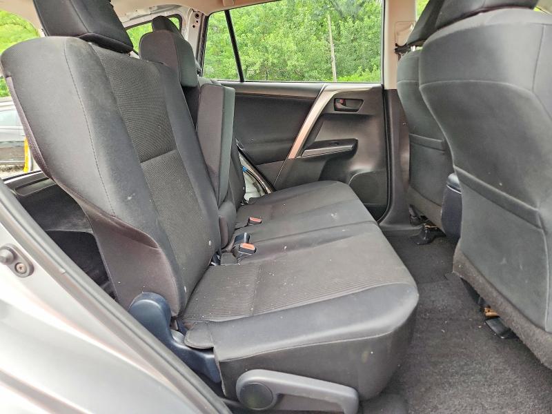 60159986 :رقم المزاد ، JTMBFREV9JJ211886 vin ، 2018 Toyota Rav4 مزاد بيع
