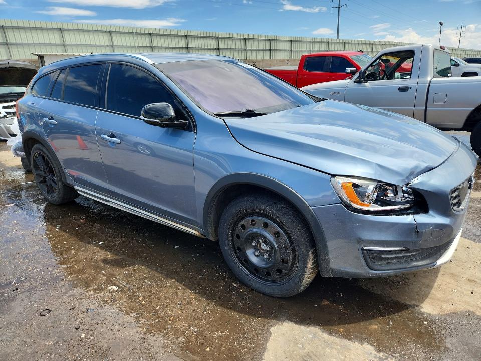 Продаж на аукціоні авто 2018 Volvo V60 Cross Country, vin: YV440MWK6J2056352, номер лоту: 62513276
