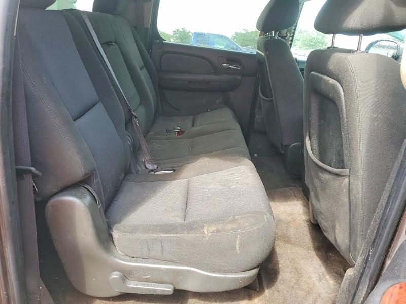 2011 Chevrolet Suburban მანქანა იყიდება აუქციონზე, vin: 1GNSKHE34BR156407, აუქციონის ნომერი: 59283156
