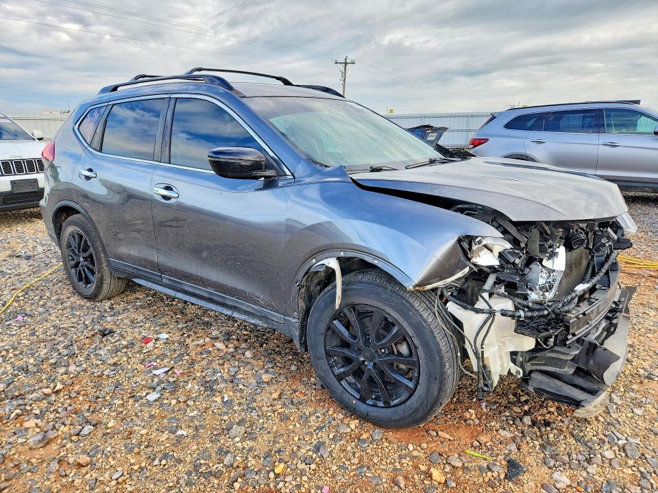 Продаж на аукціоні авто 2018 Nissan Rogue, vin: 5N1AT2MT0JC752398, номер лоту: 61331676