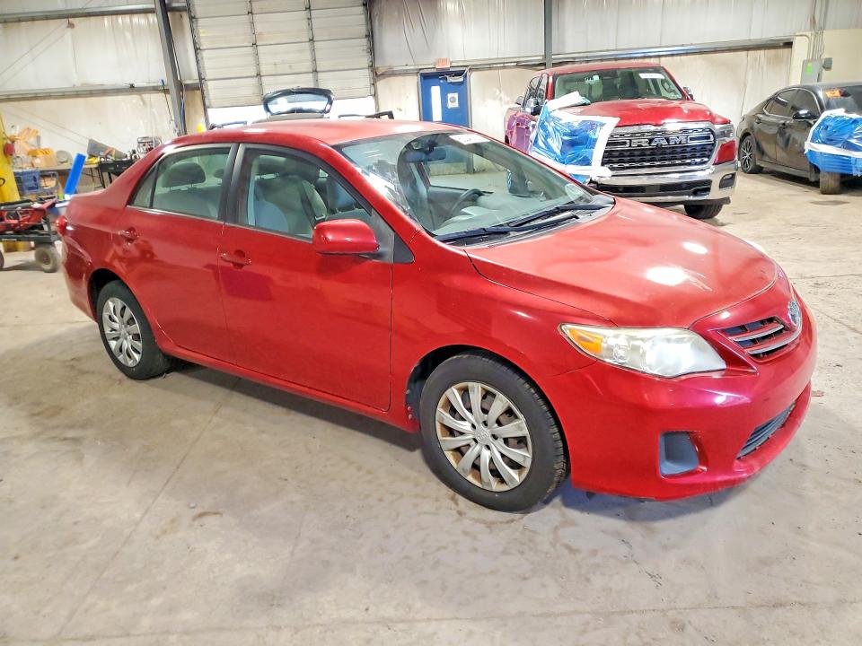 62042726 :رقم المزاد ، JTDBU4EE9DJ118038 vin ، 2013 Toyota Corolla مزاد بيع