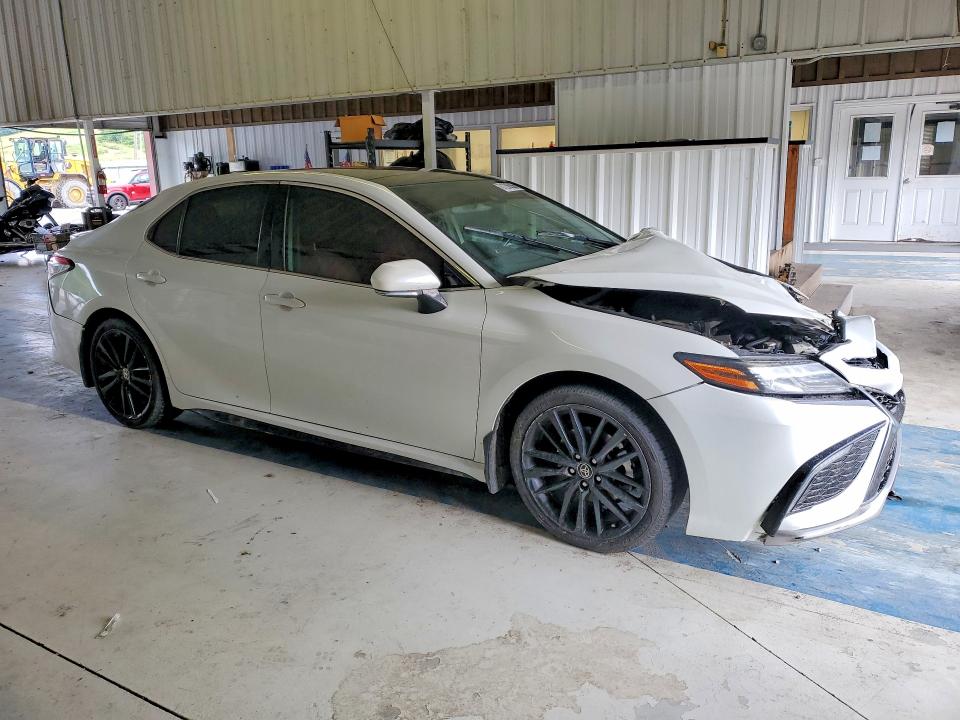 2022 Toyota Camry მანქანა იყიდება აუქციონზე, vin: 4T1K61AK7NU006662, აუქციონის ნომერი: 61236336