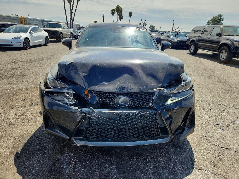 Продажа на аукционе авто 2019 Lexus Is, vin: JTHBA1D25K5093934, номер лота: 61807736