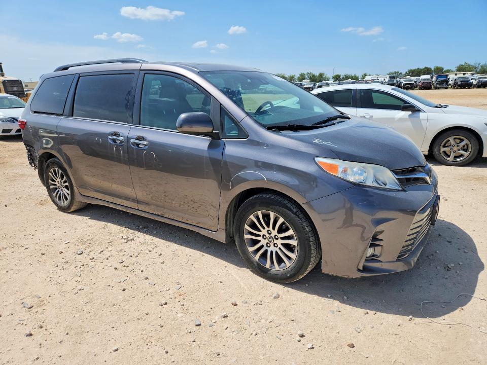 62784906 :رقم المزاد ، 5TDYZ3DC3LS028388 vin ، 2020 Toyota Sienna مزاد بيع