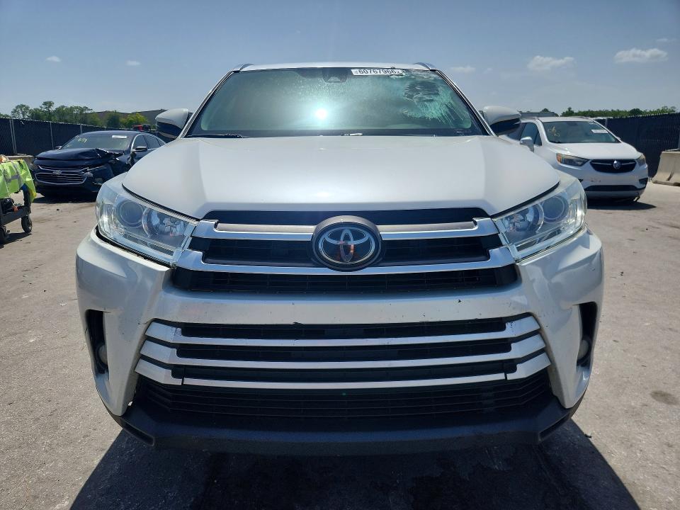 2019 Toyota Highlander მანქანა იყიდება აუქციონზე, vin: 5TDKZRFH0KS342774, აუქციონის ნომერი: 60767966