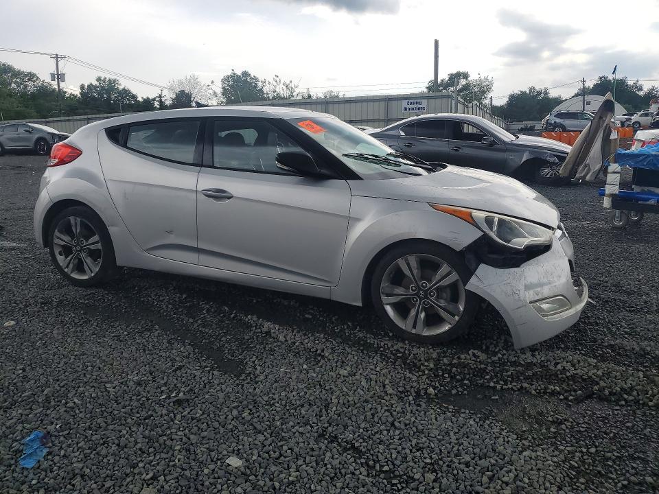 2016 Hyundai Veloster მანქანა იყიდება აუქციონზე, vin: KMHTC6AD8GU293766, აუქციონის ნომერი: 60405616